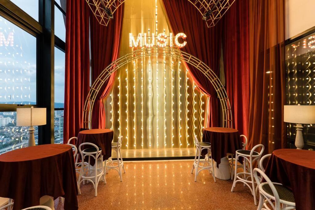 Klcc Musicalsty5Pax At Scarletzsuites Κουάλα Λουμπούρ Εξωτερικό φωτογραφία