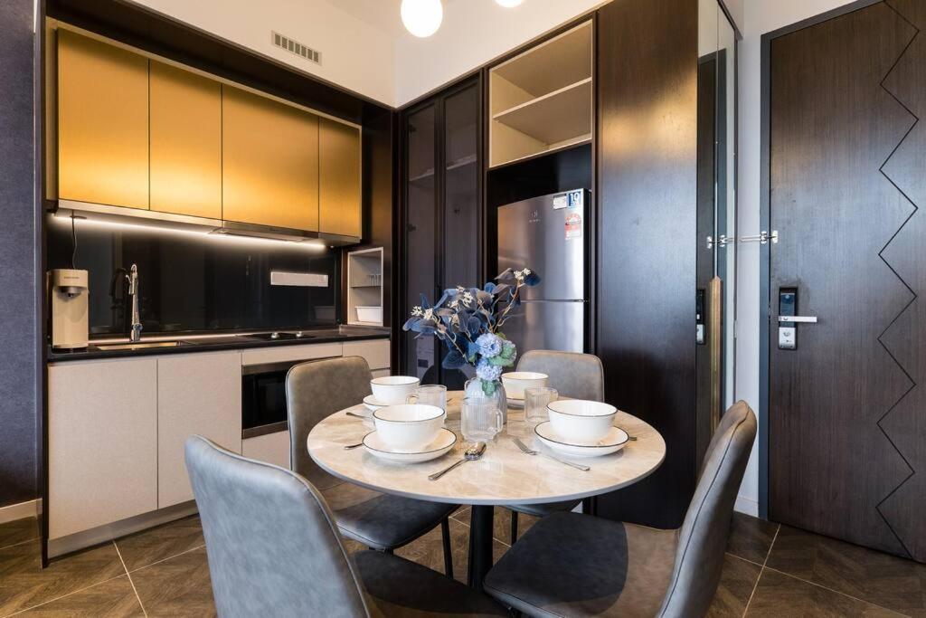 Klcc Musicalsty5Pax At Scarletzsuites Κουάλα Λουμπούρ Εξωτερικό φωτογραφία