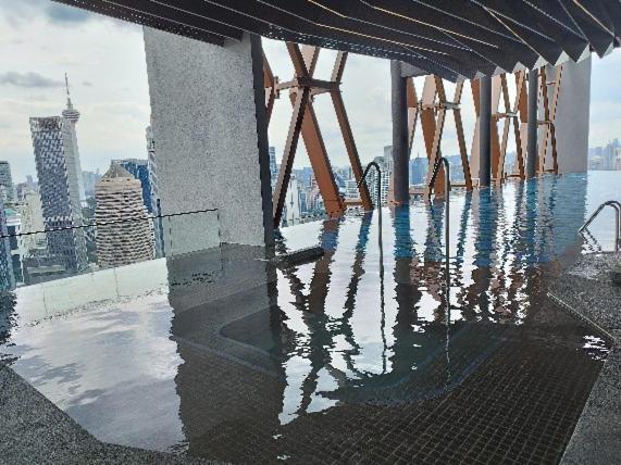 Klcc Musicalsty5Pax At Scarletzsuites Κουάλα Λουμπούρ Εξωτερικό φωτογραφία
